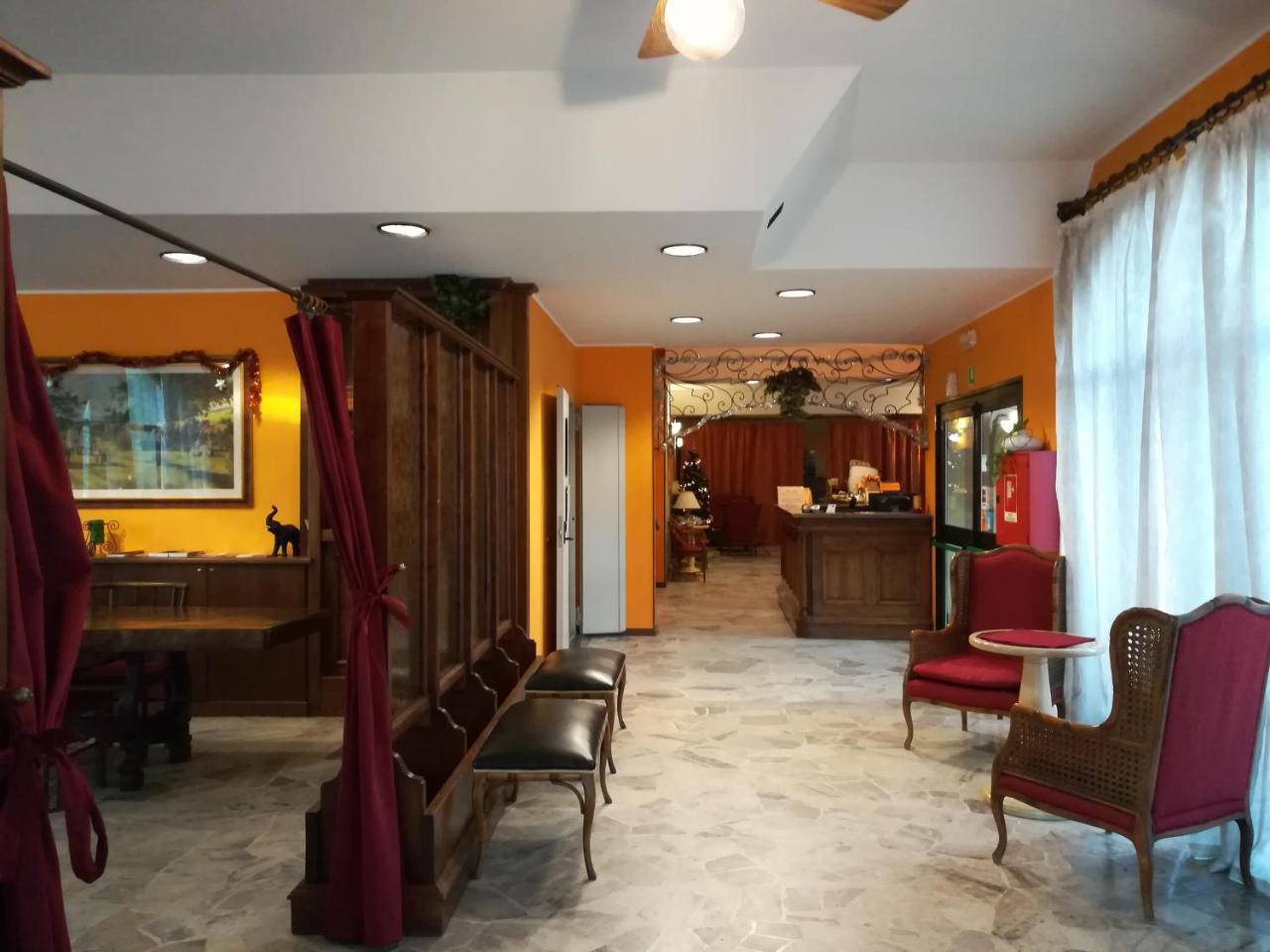 Aer Hotel Malpensa Oleggio Eksteriør bilde