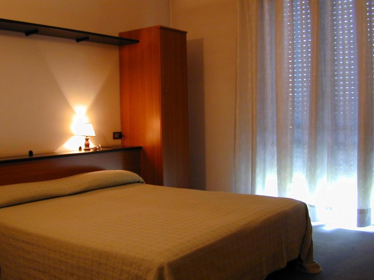 Aer Hotel Malpensa Oleggio Rom bilde
